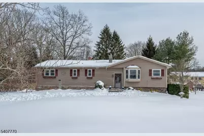 3 Birchwood Dr, Vernon Twp., NJ 07460 - Photo 3