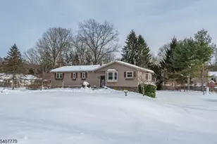 3 Birchwood Dr, Vernon Twp., NJ 07460 - Photo 41