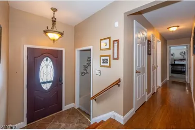 3 Birchwood Dr, Vernon Twp., NJ 07460 - Photo 7