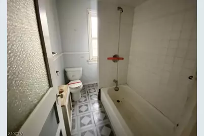 508 Monmouth, Trenton, NJ 08609 - Photo 9