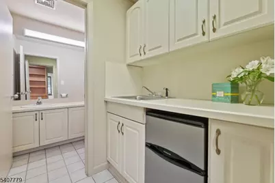 176 Tamarack Circle Ondo, Montgomery Township, NJ 08558 - Photo 11