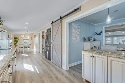 14 Oneida Trl, Wayne, NJ 07470 - Photo 7