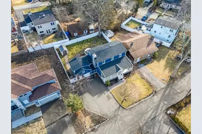 14 Oneida Trl, Wayne, NJ 07470 - Photo 33