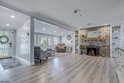 14 Oneida Trl, Wayne, NJ 07470 - Photo 3