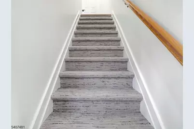 42 Krueger Ct, Newark, NJ 07103 - Photo 15