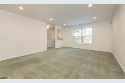 10 Springbrook Rd, E #10, Montville Township, NJ 07045 - Photo 3