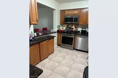 10 Leahy Ct, Franklin Township, NJ 08873 - Photo 5