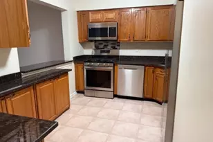 10 Leahy Ct, Franklin Township, NJ 08873 - Photo 5