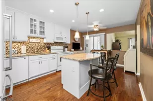 52 Manor Square, Sparta Township, NJ 07871 - Photo 17