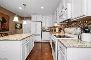 52 Manor Square, Sparta Township, NJ 07871 - Photo 13