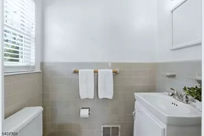 31 Randolph Pl, West Orange Township, NJ 07052 - Photo 25