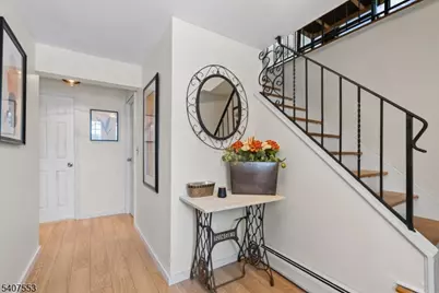 78 Red Twig Trl, Bloomingdale, NJ 07403 - Photo 5