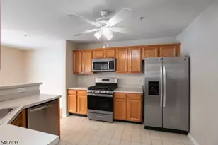 1058 Shadowlawn Dr, Green Brook Township, NJ 08812 - Photo 3