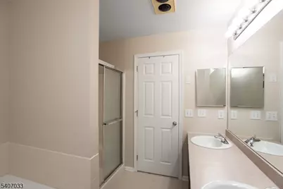 1058 Shadowlawn Dr, Green Brook Township, NJ 08812 - Photo 13