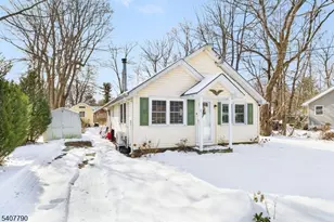 110 Breakneck Rd, Vernon, NJ 07422 - Photo 1