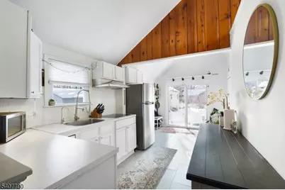 110 Breakneck Rd, Vernon, NJ 07422 - Photo 7