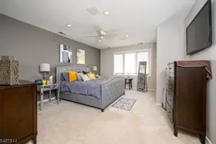 701 Timberbrooke Dr, Bedminster Township, NJ 07921 - Photo 17