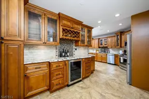 701 Timberbrooke Dr, Bedminster Township, NJ 07921 - Photo 11