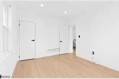 216 Renner Ave, Newark, NJ 07112 - Photo 13