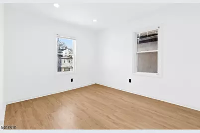 216 Renner Ave, Newark, NJ 07112 - Photo 11