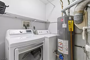 19 Dacotah Ave, Parsippany, NJ 07034 - Photo 21