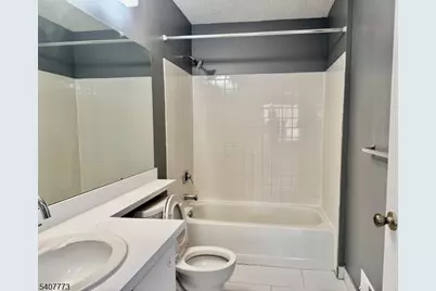 31 Voscek, Lawrence Township, NJ 08648 - Photo 17