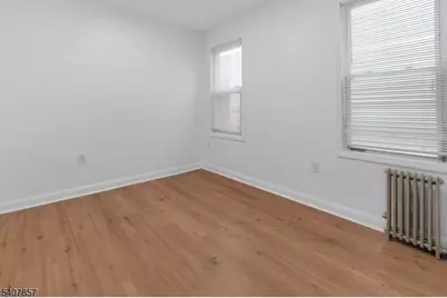 45 Seymour Ave, Newark, NJ 07108 - Photo 11