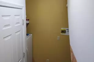 648 S 15th St, Newark, NJ 07103 - Photo 9