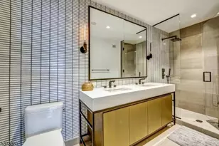 2 Shore Ln, Jersey City, NJ 07310 - Photo 29