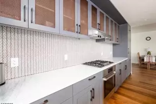 2 Shore Ln, Jersey City, NJ 07310 - Photo 21