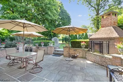 140 Eyland Ave, Roxbury Township, NJ 07876 - Photo 9