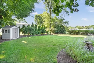 140 Eyland Ave, Roxbury Township, NJ 07876 - Photo 5