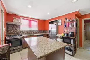 54 E Pennsylvania Ave, Woodbridge Township, NJ 07001 - Photo 9