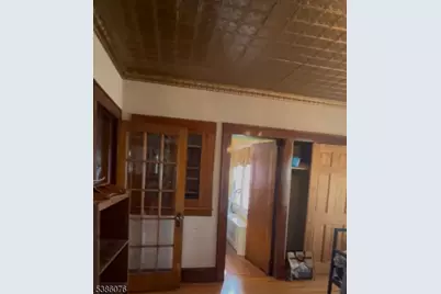 288 Paterson Ave, Little Falls Township, NJ 07424 - Photo 9