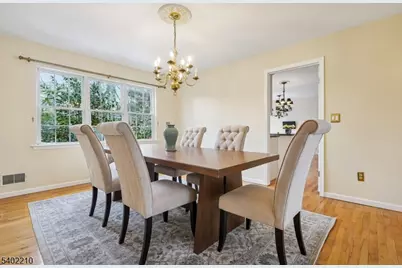 1138 William V Young Dr, Rahway, NJ 07065 - Photo 11