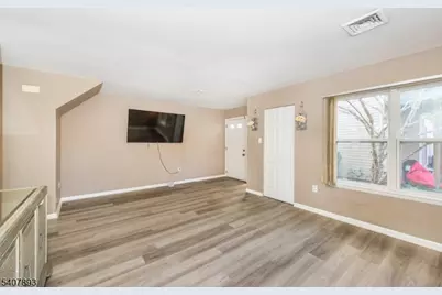 18 Bristol Ct, Lincoln Park, NJ 07035 - Photo 7