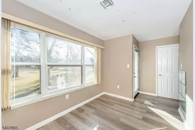 18 Bristol Ct, Lincoln Park, NJ 07035 - Photo 9