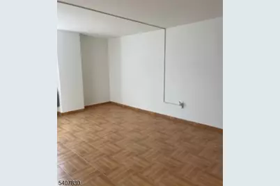 704-712 North Broad St. 6 #D, Elizabeth, NJ 07208 - Photo 5