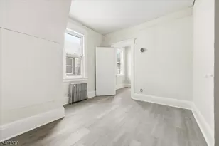 29 Cedar Ave, Newark, NJ 07106 - Photo 25