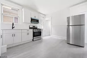 29 Cedar Ave, Newark, NJ 07106 - Photo 17