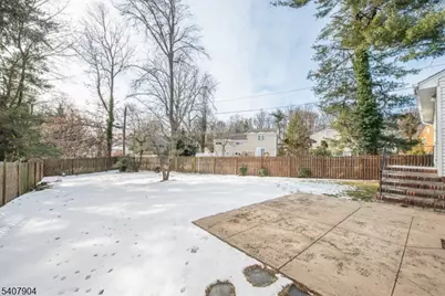 33 Tuers Pl, Montclair, NJ 07043 - Photo 31