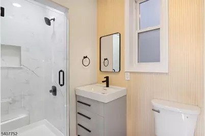 579 S 12th St Unit 2 #3, Newark, NJ 07103 - Photo 9