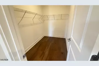 8 Eastwood Ter, East Hanover Township, NJ 07928 - Photo 33