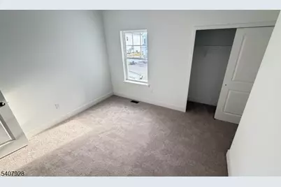 8 Eastwood Ter, East Hanover Township, NJ 07928 - Photo 27