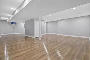 105 Woodfern Rd, Branchburg Township, NJ 08853 - Photo 23