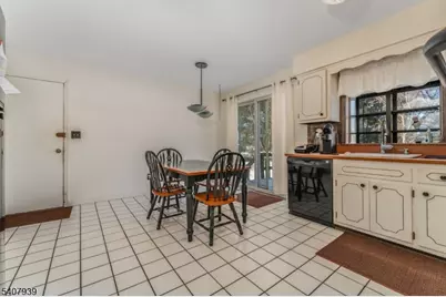 3 Meadow Lark Ct, Raritan Township, NJ 08822 - Photo 11