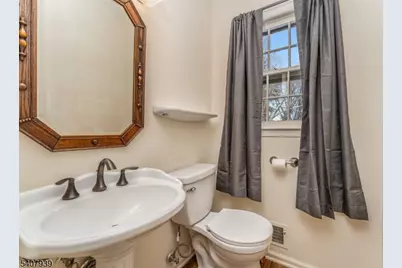 3 Meadow Lark Ct, Raritan Township, NJ 08822 - Photo 19