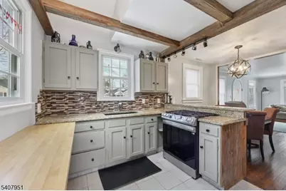 15 Godfrey Ave, Roseland, NJ 07068 - Photo 11