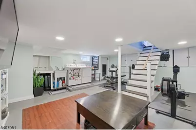 15 Godfrey Ave, Roseland, NJ 07068 - Photo 29