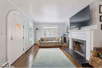 15 Godfrey Ave, Roseland, NJ 07068 - Photo 3